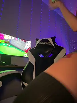 thebrattygoddess online show from 03-19-25, 11:57