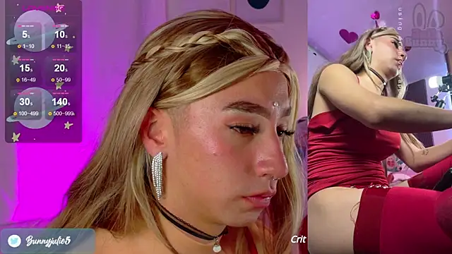 Snapshot of Littlebunny21 chatting on 02-20-25, 12:08 Littlebunny21 online show from 02-20-25, 12:08