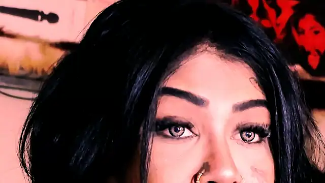 indian dreamgirl online show from 11-24-25, 09:25