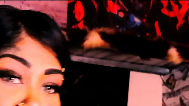 Snapshot of indian_dreamgirl chatting on 08-09-26, 11:26 indian dreamgirl online show from 08-09-26, 11:26