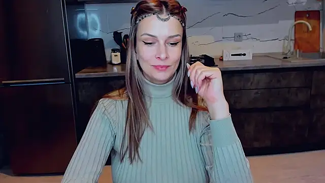 AlexiaDarren online show from 02-12-25, 10:04