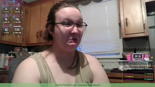 Snapshot of ZeTurtleMaster chatting on 03-03-25, 11:56 ZeTurtleMaster online show from 03-03-25, 11:56