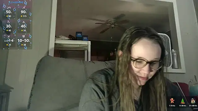 Snapshot of ZeTurtleMaster chatting on 12-15-25, 03:11 ZeTurtleMaster online show from 12-15-25, 03:11