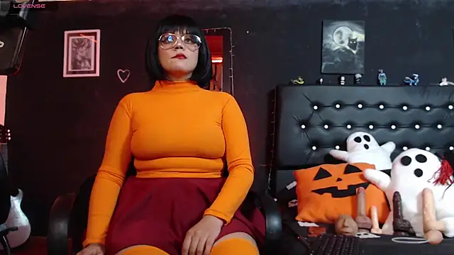 Snapshot of aprildoll chatting on 10-09-25, 03:59 aprildoll online show from 10-09-25, 03:59