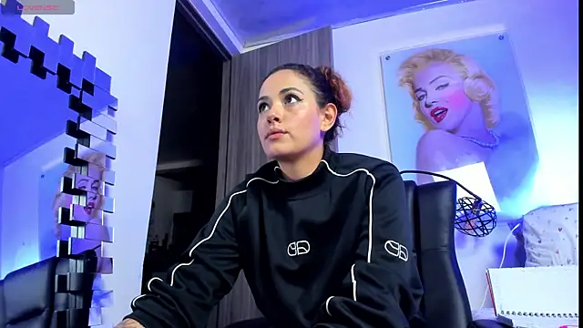 KimberlySaen online show from 01-13-26, 11:54