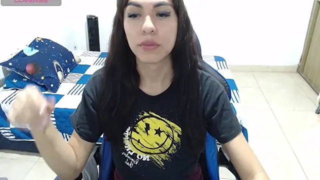 Snapshot of arianablue69 chatting on 01-15-25, 06:01 arianablue69 online show from 01-15-25, 06:01