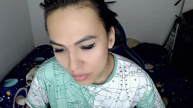 Snapshot of arianablue69 chatting on 02-18-25, 06:37 arianablue69 online show from 02-18-25, 06:37