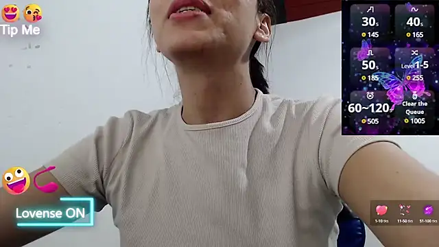 Snapshot of arianablue69 chatting on 03-14-25, 03:15 arianablue69 online show from 03-14-25, 03:15