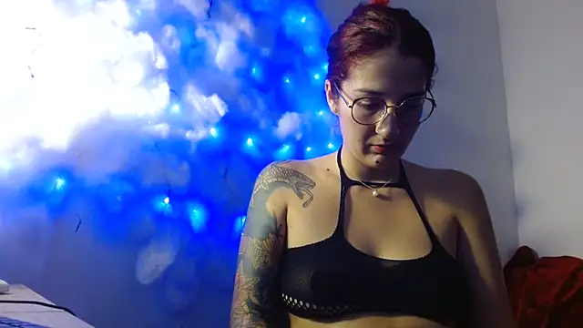 Snapshot of IsabellaVegaa chatting on 01-27-25, 02:20 IsabellaVegaa online show from 01-27-25, 02:20