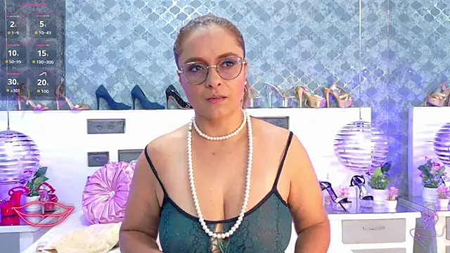 MarilynVega1 online show from 09-29-25, 08:46