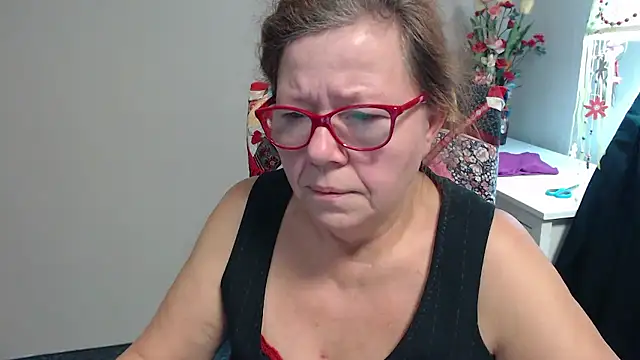 Snapshot of Adelewildx chatting on 12-02-24, 07:36 Adelewildx online show from 12-02-24, 07:36
