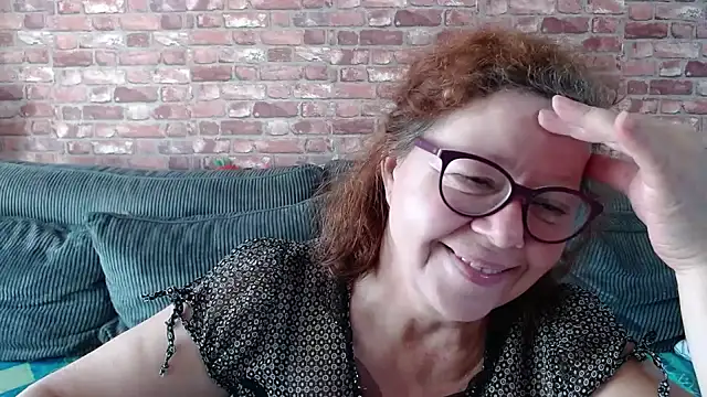 Snapshot of Adelewildx chatting on 12-13-24, 11:23 Adelewildx online show from 12-13-24, 11:23