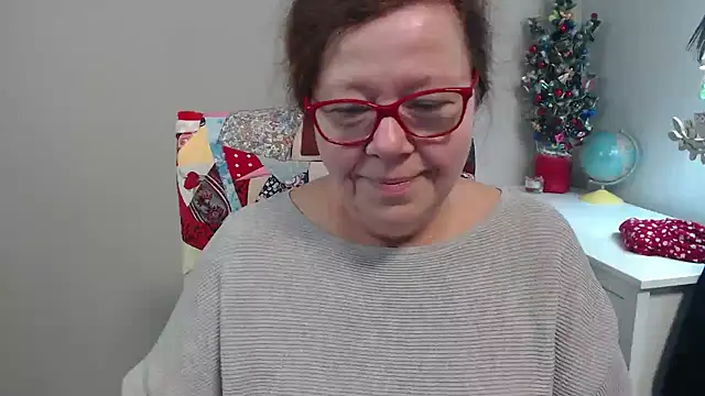 Snapshot of Adelewildx chatting on 01-07-25, 04:29 Adelewildx online show from 01-07-25, 04:29