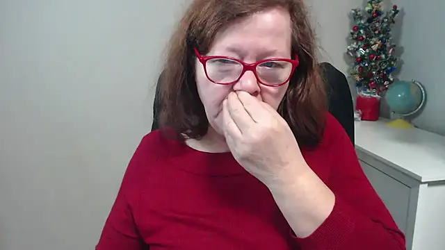Snapshot of Adelewildx chatting on 01-09-25, 04:41 Adelewildx online show from 01-09-25, 04:41