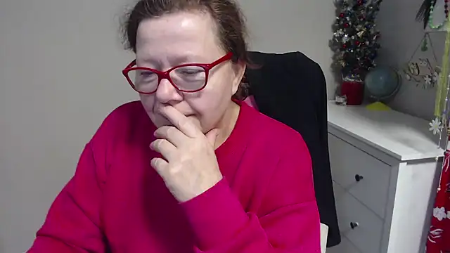 Snapshot of Adelewildx chatting on 01-15-25, 04:25 Adelewildx online show from 01-15-25, 04:25