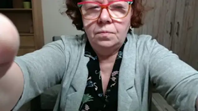 Adelewildx online show from 05-08-26, 07:30