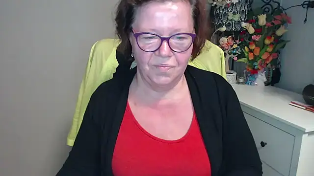 Adelewildx online show from 05-11-26, 03:23
