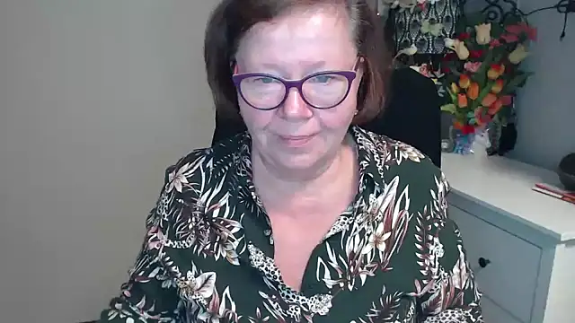 Adelewildx online show from 05-12-26, 03:36