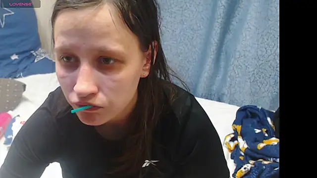 alisacucumber online show from 02-06-26, 07:17