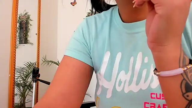 darsha sahu online show from 01-08-25, 04:33
