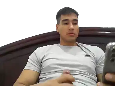 Eduardojc1992 online show from 02-12-26, 04:07