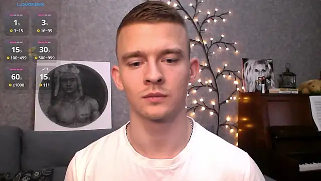 Snapshot of Marvelboy_ chatting on 01-24-25, 11:26 Marvelboy online show from 01-24-25, 11:26