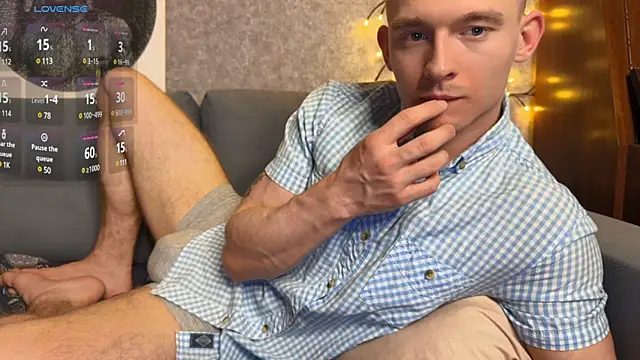 Snapshot of Marvelboy_ chatting on 02-11-25, 10:18 Marvelboy online show from 02-11-25, 10:18