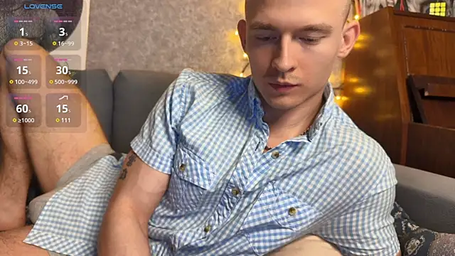 Snapshot of Marvelboy_ chatting on 02-14-25, 10:47 Marvelboy online show from 02-14-25, 10:47