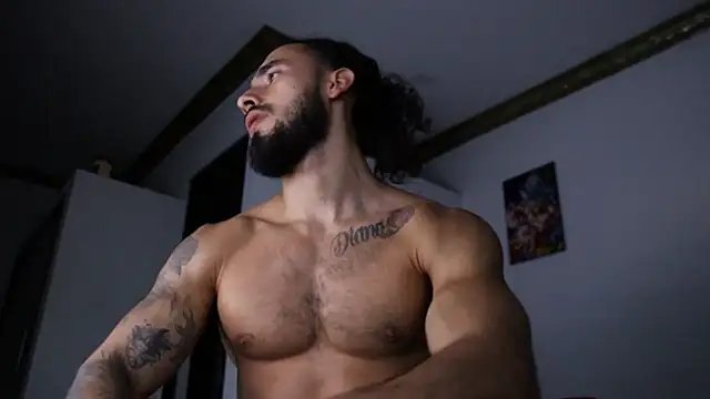 Snapshot of Baky_sexy chatting on 12-02-24, 10:56 Baky sexy online show from 12-02-24, 10:56