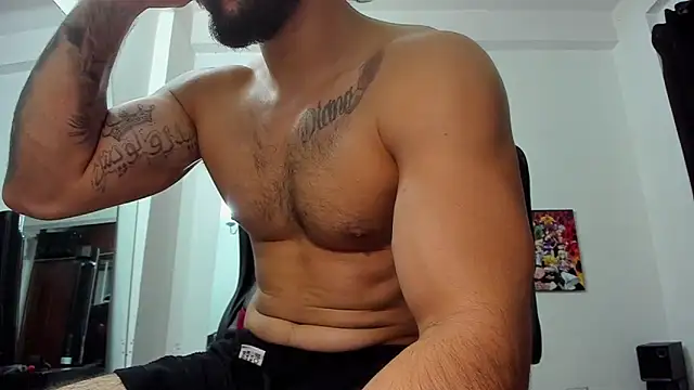 Snapshot of Baky_sexy chatting on 03-01-25, 02:34 Baky sexy online show from 03-01-25, 02:34