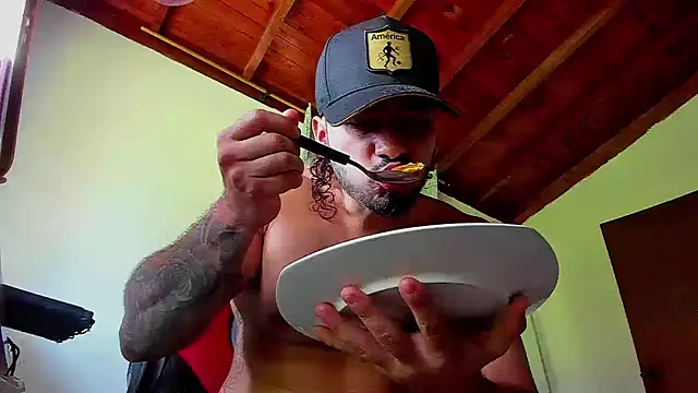 Snapshot of Baky_sexy chatting on 02-17-26, 02:13 Baky sexy online show from 02-17-26, 02:13