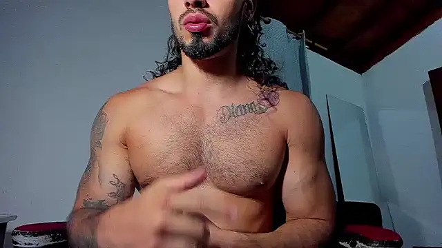 Snapshot of Baky_sexy chatting on 03-18-26, 01:42 Baky sexy online show from 03-18-26, 01:42