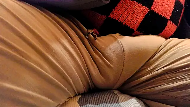 Snapshot of gae89tano chatting on 03-02-25, 02:32 gae89tano online show from 03-02-25, 02:32