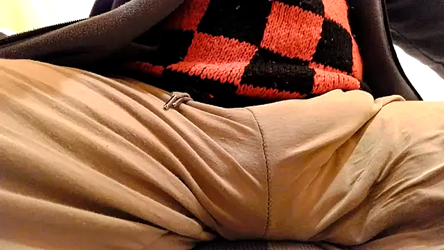 Snapshot of gae89tano chatting on 03-03-25, 06:01 gae89tano online show from 03-03-25, 06:01