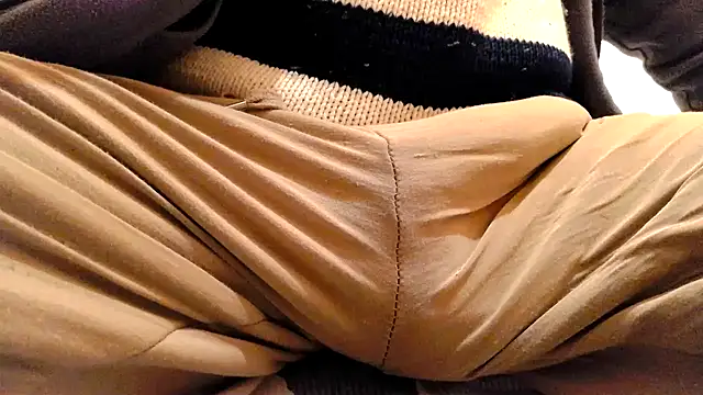 Snapshot of gae89tano chatting on 03-06-25, 03:24 gae89tano online show from 03-06-25, 03:24