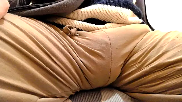 Snapshot of gae89tano chatting on 03-06-25, 09:31 gae89tano online show from 03-06-25, 09:31