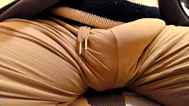 Snapshot of gae89tano chatting on 03-08-25, 06:37 gae89tano online show from 03-08-25, 06:37