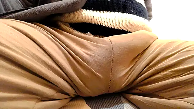 Snapshot of gae89tano chatting on 03-10-25, 03:30 gae89tano online show from 03-10-25, 03:30