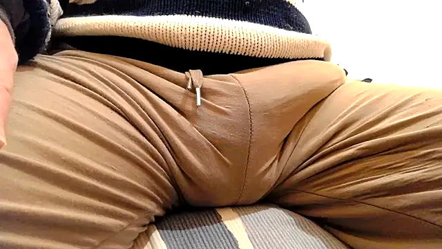 Snapshot of gae89tano chatting on 03-12-25, 08:30 gae89tano online show from 03-12-25, 08:30