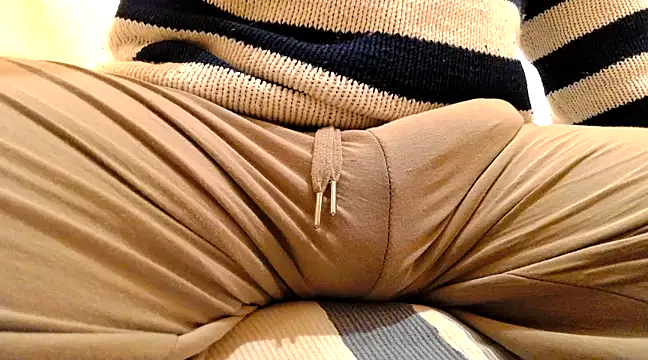 Snapshot of gae89tano chatting on 03-20-25, 08:40 gae89tano online show from 03-20-25, 08:40