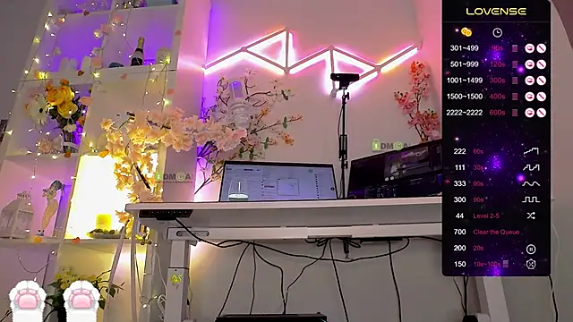 Elena-Marilyn online show from 05-04-26, 08:38