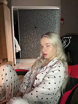 Snapshot of SIMBA_BOS chatting on 03-21-26, 03:22 SIMBA BOS online show from 03-21-26, 03:22