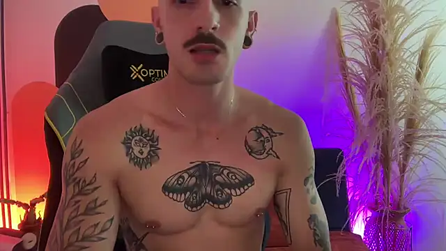 Snapshot of jeff_cubel chatting on 03-18-26, 05:27 jeff cubel online show from 03-18-26, 05:27