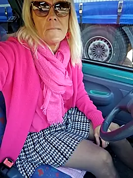 Nathotsexy1 online show from 10-16-25, 07:53