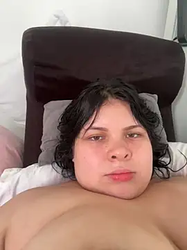 Snapshot of AshlyRouse chatting on 10-05-25, 06:28 AshlyRouse online show from 10-05-25, 06:28