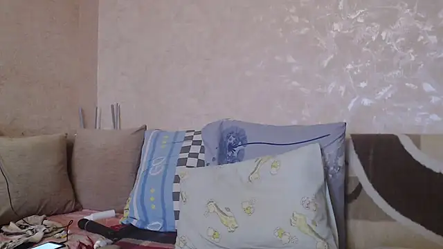 Snapshot of Amy_August chatting on 02-05-25, 11:44 Amy August online show from 02-05-25, 11:44