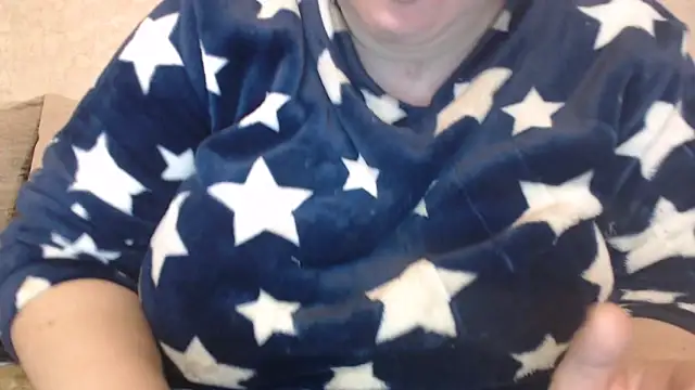 Snapshot of Amy_August chatting on 02-12-26, 06:52 Amy August online show from 02-12-26, 06:52