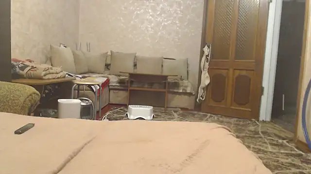 Snapshot of Amy_August chatting on 03-03-26, 06:03 Amy August online show from 03-03-26, 06:03