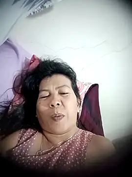 TropicalFlower online show from 10-27-25, 11:47