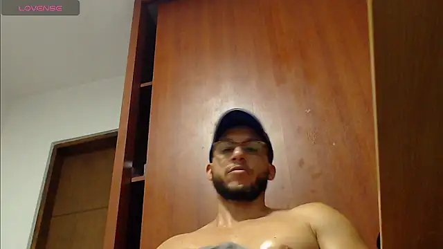 MarcusMilarc online show from 01-12-25, 03:17